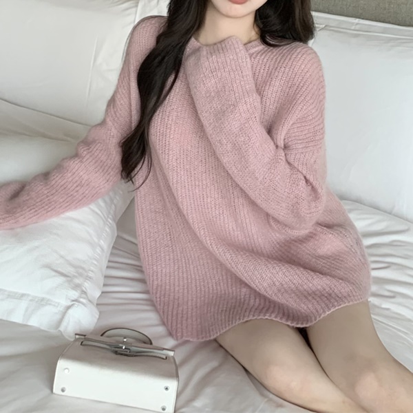 루즈핏 라운드넥 니트